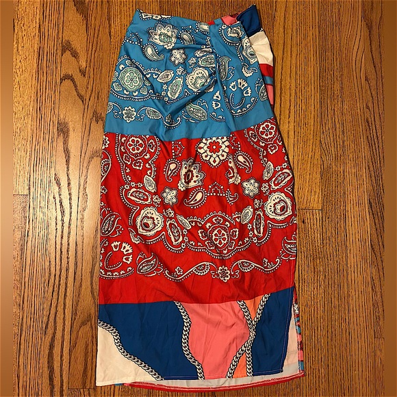SHEIN Dresses & Skirts - SHEIN Red and White Paisley Skirt
